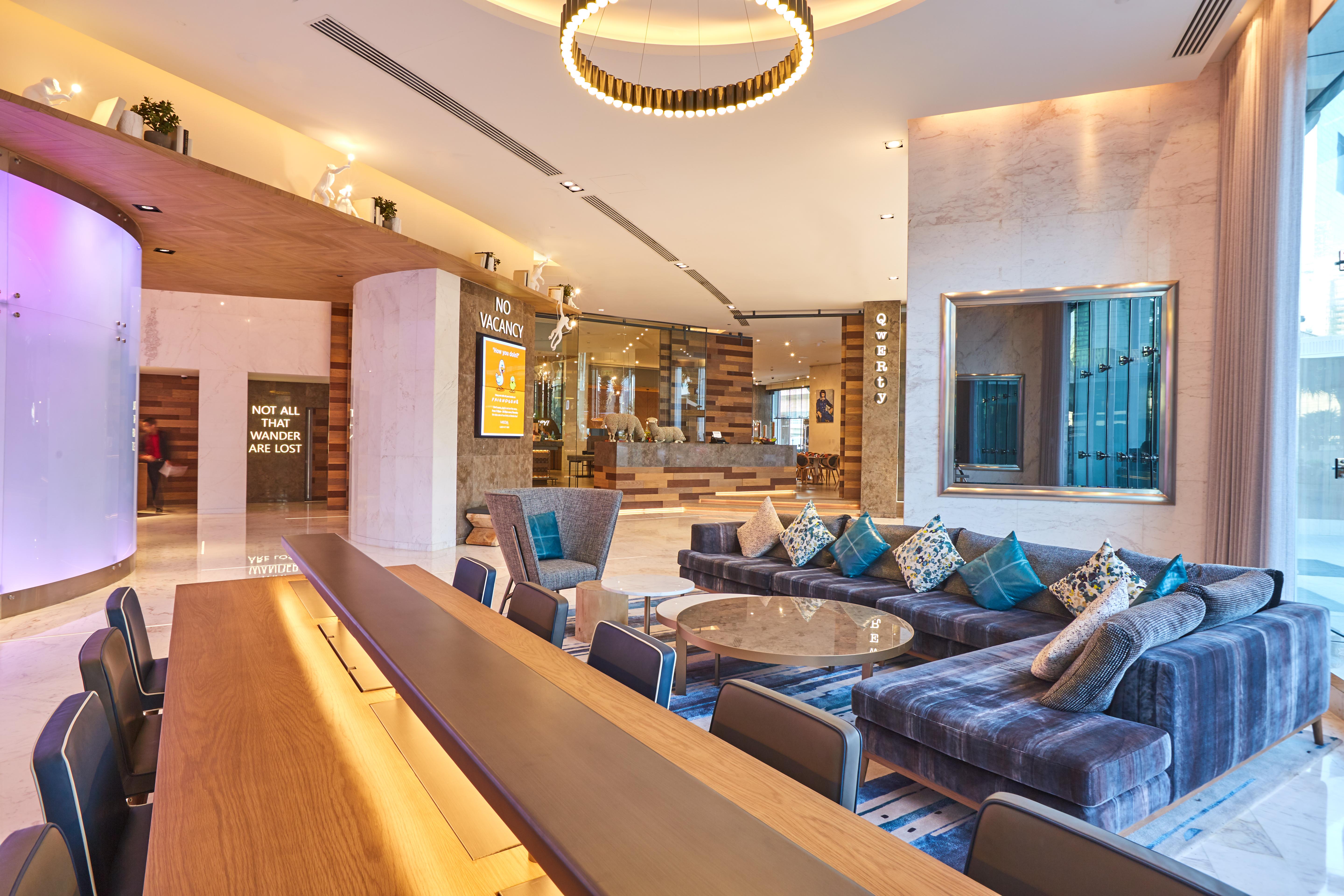 Media One Hotel Dubai Exterior foto