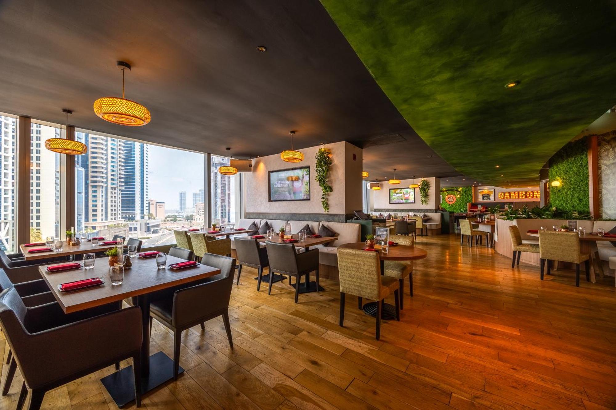 Media One Hotel Dubai Exterior foto